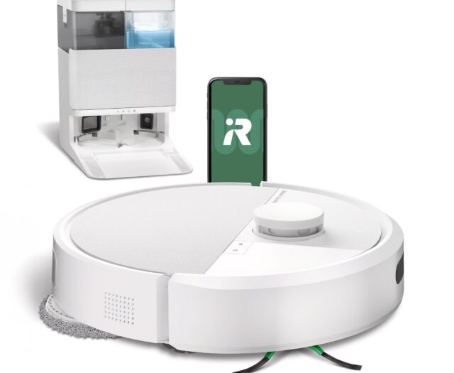 Roomba&reg; Plus 405 Combo Robot + AutoWash&trade; dock